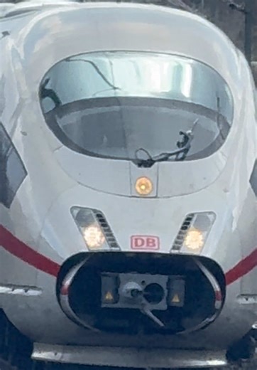 ICE 3 mit dabei @Bahnbilder.Nürnberg📸 @www.iVGN.lol #dbfernverkehr #ice3 #intercityexpress #DB #nürnberg @Eisenbahnfotografin ÖBB 🫶🏻❤️ @Trainspotting_Mittelfranken @ÖBB 4020 🚂🚂🚂🚆🚄🚄🚄🚝🚆 @Lucas Kautz @Fahrsperren.Müsli @Buggy @Trainspotter_NBG @🚆Jason🚆