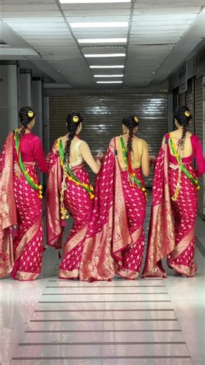 Beautiful premium silk saree with unstitched blouse piece Contact us on whatsapp 9851310187 or insta