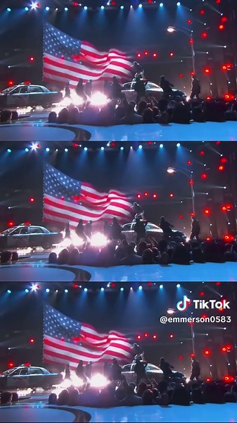 Kendrick Lamar - Alright (Live Performance at BET Awards)