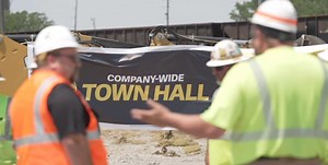 Last week, we hosted our first-ever, company-wide town hall at our Bellevue, Ohio yard! 20,000 team members tuned in from across our 22-state network. It was an incredible day for us to come together and talk about an important issue — #safety. Watch this video for a full recap! Three things you should know: 1️⃣ SAFETY IS OUR TOP PRIORITY We’ve implemented new protocols to immediately enhance the safety of our operations and are investing further in safety equipment, technology, and training. We