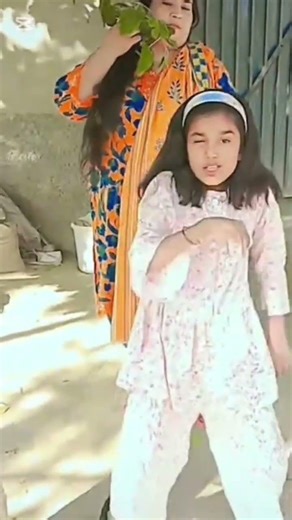 galiyan se Bada hai ya nahin re Meri jaan #dance #fouryou