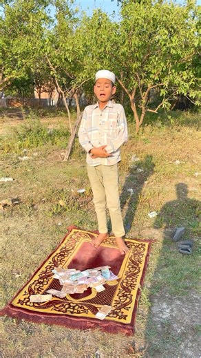 पैसे और नमाज़ी की आज़माईश 😭😱😨 | Shaitan Ki Chaal 💔 #islamicvideo #emotional #fyp #viral #shorts