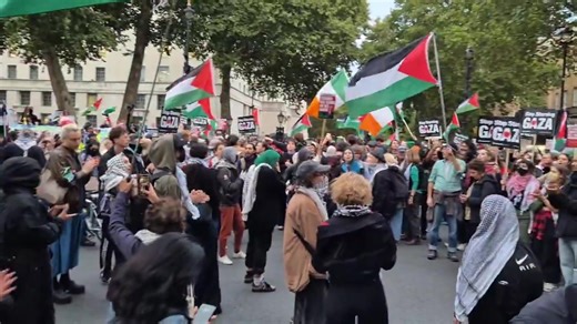 While sadiq was busy frantically posting this statement to all his social media accounts. "I’m horrified by the violent attack at a synagogue in Manchester." "I have been in contact with the Mayor of Greater Manchester and the Home Secretary, and would like to reassure Londoners that the Met Police are stepping up patrols in Jewish communities and synagogues across London." "My thoughts are with all those affected on the holiest day in the Jewish calendar, Yom Kippur." "London stands ready to he