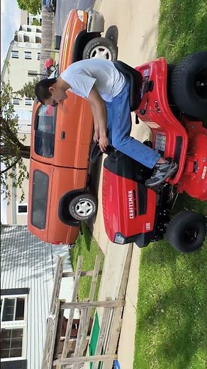 Craftsman T110 Riding Lawn Tractor 5-1-2024 🚜 Part 2