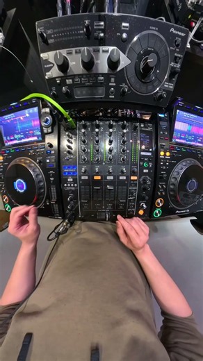 【夜店放歌必備技巧：搞懂耳機的 CUE / Master Mixing 旋鈕】