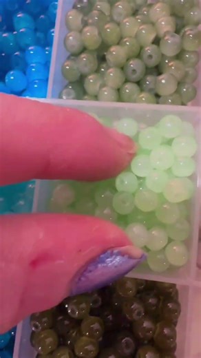 making a bracelet in Morse code! #new #bracelet #diy #viral #sabrinacarpenter #morsecode #preppy