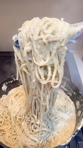Pesto Alfredo https://aldentediva.com/creamy-pesto-alfredo-sauce/ | Al Dente Diva Food & Recipes