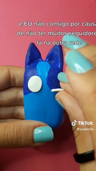 Respondendo a @https_._begs #figures #alecitabiscuit #biscuits #bluey #artesanato