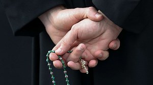 'You are not alone': Chaplains provide emotional support to COVID-19 patients