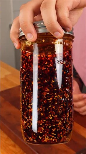 Chili oil mistake: making a spicy chili crunch recipe!