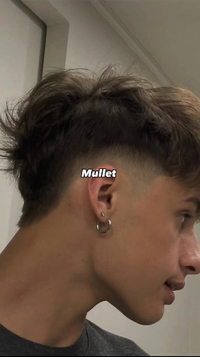 Know your style ✨🦅#hairstyle #mullet #buzz #middlepart #fortheboys #reels #explore #elegantboy✨🦅 #foryoupage #foryourpage