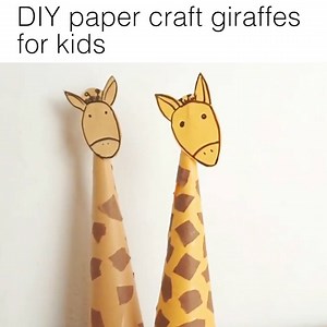 These paper giraffes are so cute and easy to make! Credit: CraftiKids | Kidspiration