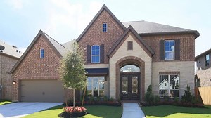 32K views · 184 reactions | 3,791 Sq. Ft. Home With Downstairs Guest Suite Ready Now in Sugar Land's Riverstone! #PerryHomes https://www.perryhomes.com/Texas/New-Homes-Houston/Riverstone/Riverstone-65/Inventory-Home/552274/552/400 | Perry Homes | Facebook