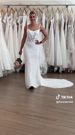 Choosing the Perfect Beach Wedding Dress