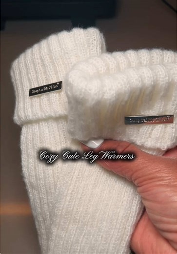 They’re trending for a reason.. These leg warmers are a WHOLE vibe 🤍🧦 Soft, cozy, and thick enough to stay warm but still stylish for your boots, UGGs, slippers, sneakers or leggings look.. #legwarmers #affordablefashion #tiktokshop