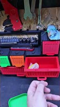 εργαλειοθήκη για το εργαστηριο 🪛🪚🔩