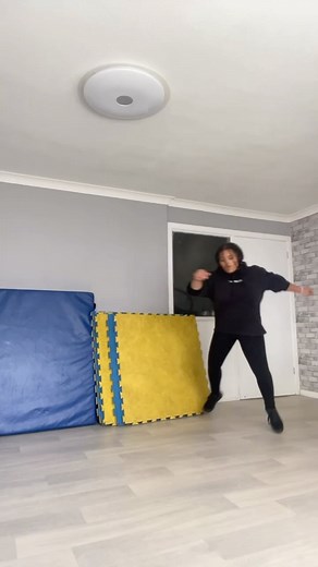 B-Girl Terra B-Girl Eddie | Entrance🤷‍♀️#dancevideo #bgirlterra | Instagram