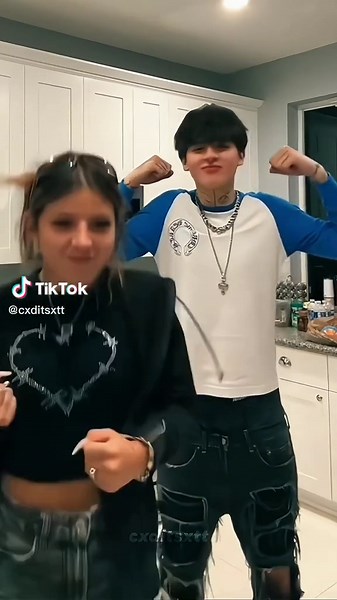 Max Valenzuela and Ignacia Antonia TikTok Edits
