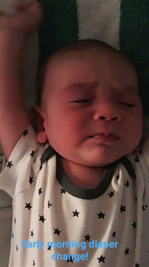 Early morning diaper change.🍼👩‍🍼🧷 #baby #cute #newborn #newmom