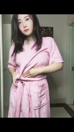 亮点妹 on TikTok