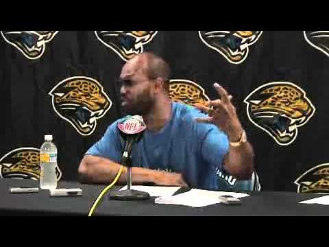 Torry Holt's finger