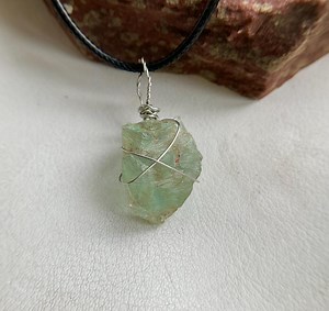 Natural Green Beryl/energy Crystal/healing Crystal/wire Wrapping Art/wrapped Pendant/raw Gemstone Pendant/rough Gemstone - Etsy