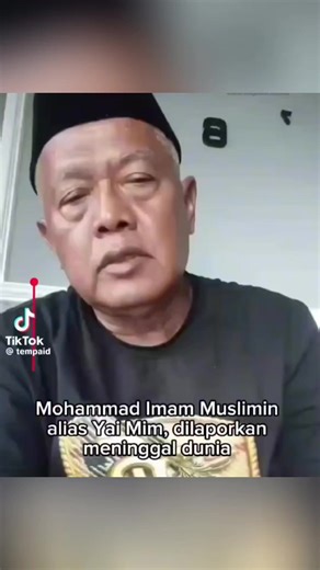 Kabar Duka: Mohammad Imam Muslimin (Yai Mim) Meninggal Dunia ​Innalillahi wa innailaihi raji'un. Kabar duka datang dari Malang, Mohammad Imam Muslimin atau yang akrab disapa Yai Mim, dilaporkan meninggal dunia pada Senin, 13 April 2026. Beliau menghembuskan napas terakhir saat menjalani masa penahanan di Polresta Malang Kota. ​Jenazah saat ini berada di RSUD dr. Saiful Anwar Malang untuk proses lebih lanjut. Kabar ini telah dikonfirmasi oleh Kapolresta Malang Kota, Kombes Pol. Budi Hermanto, ser