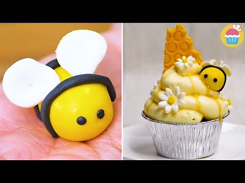 Honey Bee Cupcakes 🐝 🧁 | How To Make Beehive Cupcakes | Honey Cupcakes By ‪@NyamNyamDesserts‬