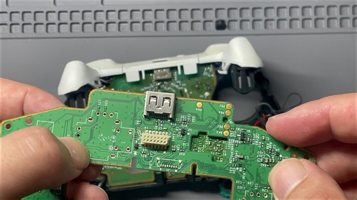 xbox手柄摇杆打死维修教程解决方案不开机解决方案