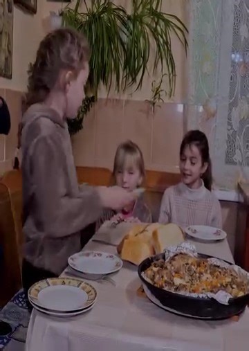 47K views · 1K reactions | Mother’s Life in the Mountains Raising Four Kids Far from Civilization! | Life And Foods | Facebook