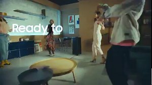 Get ready to rock ‘n roll with Sound Tower’s bi-directional speakers. Its space-filling sound transforms any home into a club within seconds. Buy now: http://spr.ly/6184y2bTA. #SoundTower #Samsung | Samsung