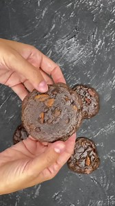 Delicious cookies that are super easy to make using brownie mix. You can add in anything you like, today we added walnuts and chocolate chips. Ingredients 1 18.3oz box of brownie mix 1/2 cup of flour 1/2 cup of just vegan egg 1/4 cup of vegetable oil Add ins: we used 1/2 cup of walnuts and 1/2 cup of chocolate chips Directions Preheat oven to 350 In a large bowl add your brownie mix Add in your flour, vegan egg and vegetable oil Stir and mix until creamy Add in your walnuts and chocolate chips m