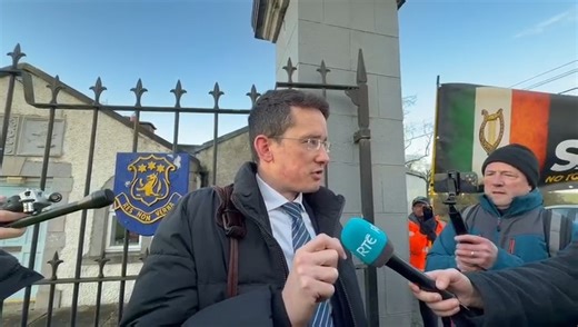 Enoch Burke returns to Wilson's Hospital School within 24 hours of prison release | Irish Daily Mirror