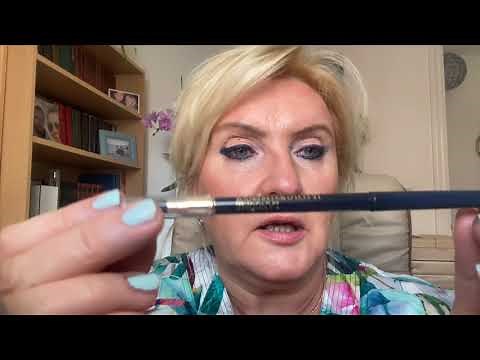 Testing Lancome Le Stylo Waterproof eyeliner