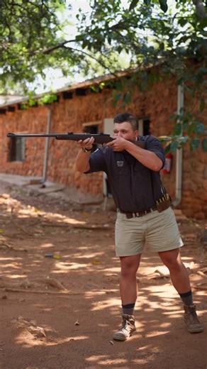 As part of their Immediate Action Drills (IADs), our students, working towards their Advanced Rifle Handling (ARH) qualification, are trained to handle rifles with precision, confidence, and respect for both people and wildlife. Under expert guidance, they practice real-life scenarios that test their awareness, control, and composure in the bush. Every movement, from chambering a round to maintaining muzzle awareness, is taught with one goal in mind, safety. Through repetition and mentorship, st