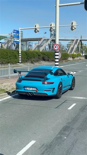 Miami Blue Porsche GT3RS #Porsche #911 #GT3RS