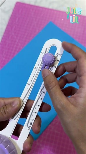 Round paper cutter stationery