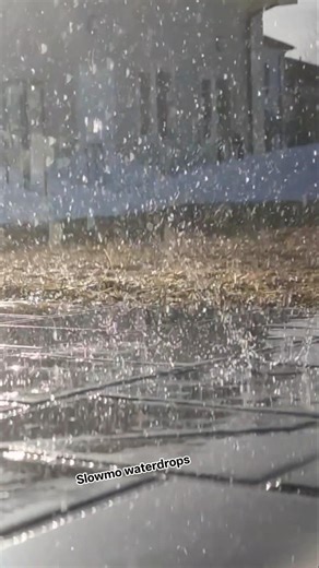 waterdrops in slowmotion. with piano sounds #slowmotion #waterdrops #spring