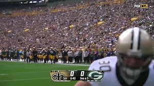 What year is it?! Jimmy Graham catches the touchdown and does a Lambeau leap 🙌 📺: FOX | NFL on FOX