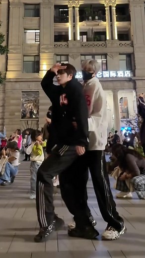 Bishop Briggs Boyfriend Dance Video | Like A River Dance Couple