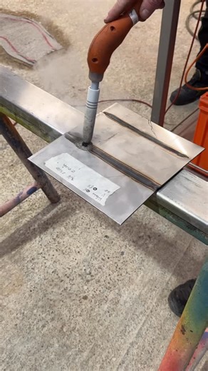 1.8K views · 15 reactions | Pendant le soudage de l’inox, la chaleur...