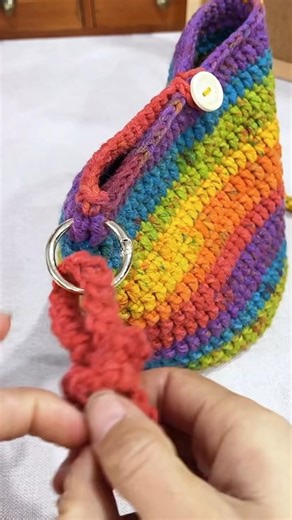 Adjustable strap tying method that's a breeze to master #shorts #shortfeed