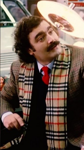 Diego Abatantuono da venditore diventa acquirente 😂! Dal film "Eccezzziunale... veramente" 1982