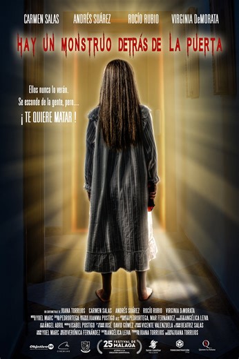 Hay un monstruo detrás de la puerta (2022) | ČSFD.cz