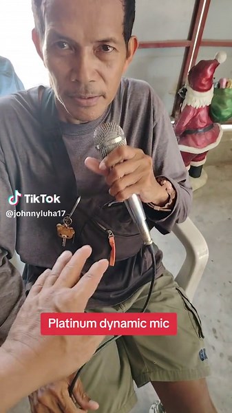 Platinum Dynamic Microphone for Karaoke and Singing | SMC 708