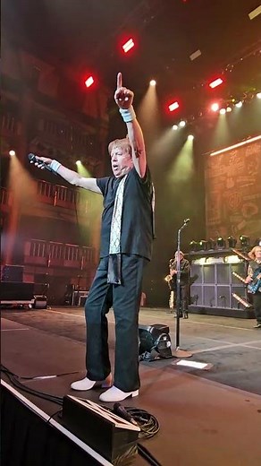George Thorogood & the Destroyers - Gloria - Cerritos Center - Cerritos, CA 8/11/26
