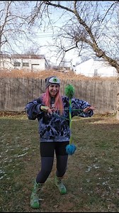 String tricks are hard, who picked this?! 😂 Day 1 of the #flowmiesnewgroove challenge is Split String!!! Make sureeee you sprinkle some love on our awesome host, @aurorarisingperformanceart. 🫶✨ Thank youuu for the inspo love!!! I also want to shoutout @flowar.chitec.ts & @rosemagoria for the behind the head split string inspo. I don't think I got into it the same way ya'll did, but ehhh. Another shoutout to @make.rainbows for breaking my brain with split string isos. They need work. Another no