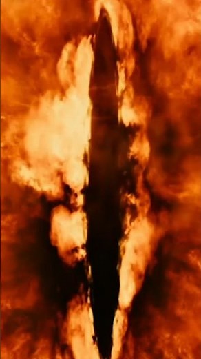 Frodo meets Sauron for the first time... #lordoftherings #shorts