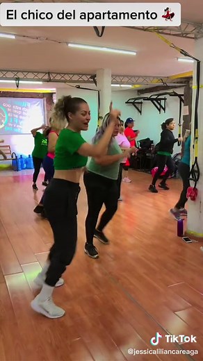 Baile de Selena Quintanilla: Coreografía Zumba Divertida