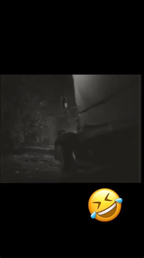 Gaspar Henaine "Capulina" protagonizó la película de comedia y terror El camino de los espantos en 1967. Fue una de las últimas cintas donde actuó junto a su pareja cómica, Marco Antonio Campos "Viruta", bajo la dirección de Gilberto Martínez Solares y escrita por Roberto Gómez Bolaños "Chespirito". #tvshow | Plaxico Lecter